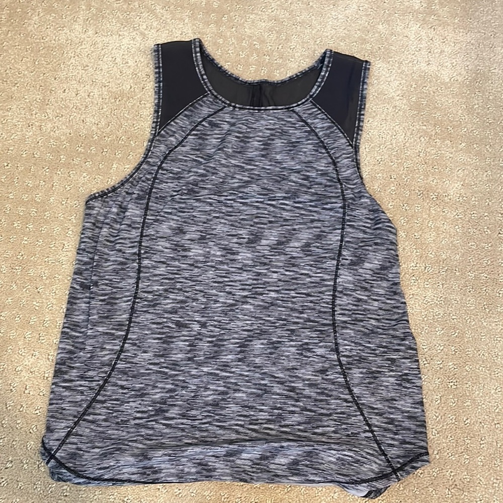 Lululemon tank top